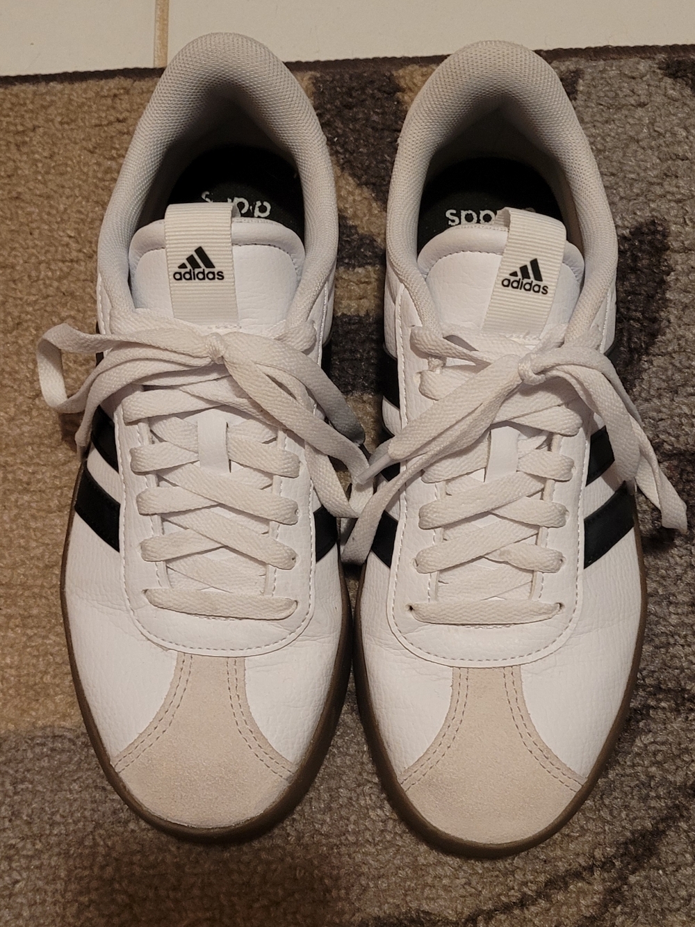 NICE! Adidas White VL COURT Sneakers with Black Stripes SIZE 7.5 - Picture 2 of 4